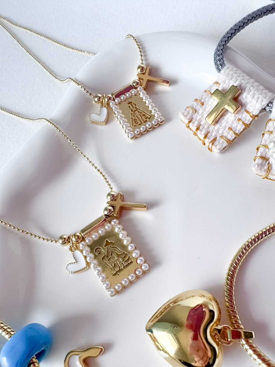 Divina Pastora Virgin Pearls Scapular Necklace
