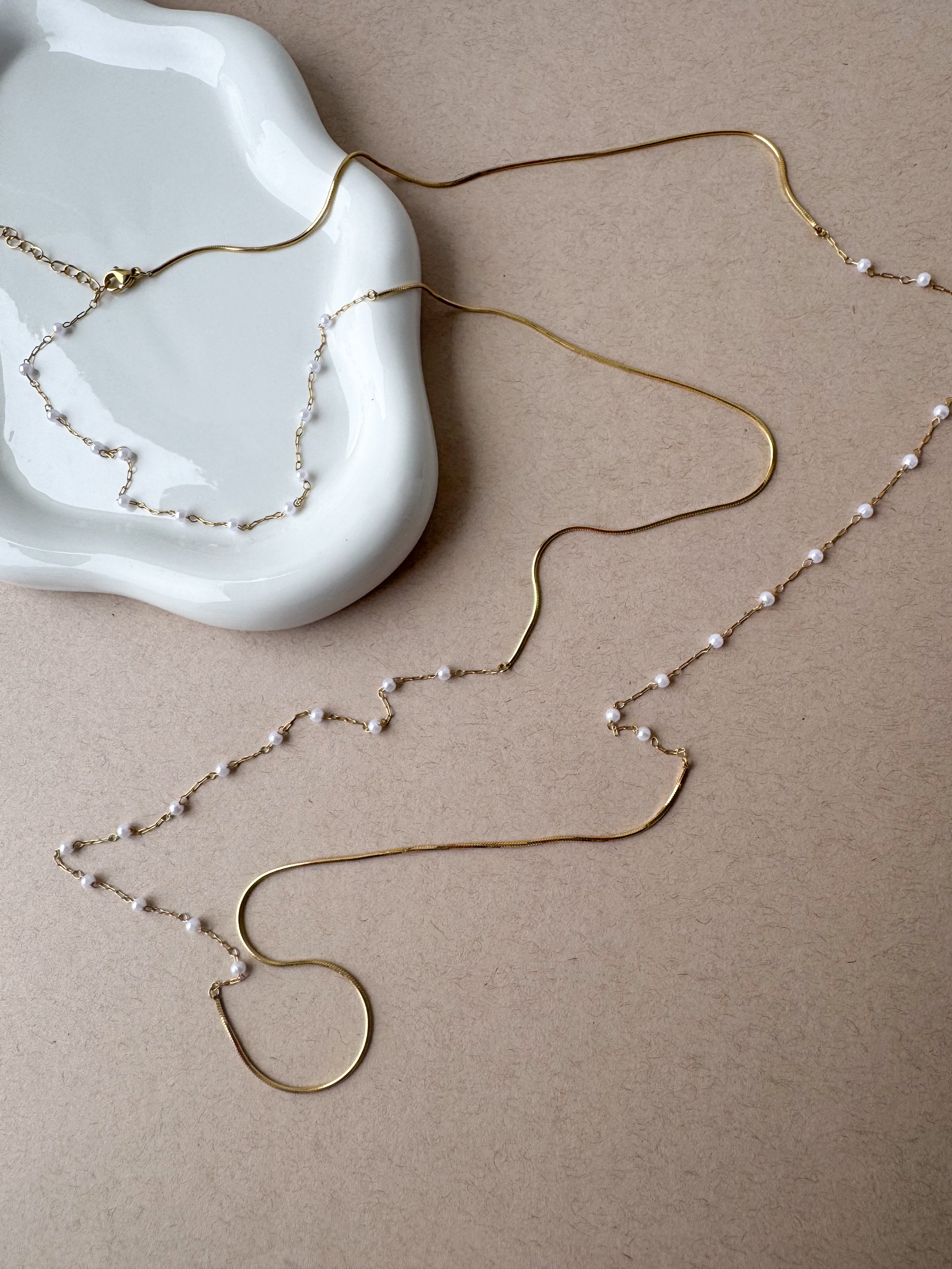 Large Pearls Golden Necklace