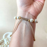 Mother of Pearls Medals Pearls Bracelet