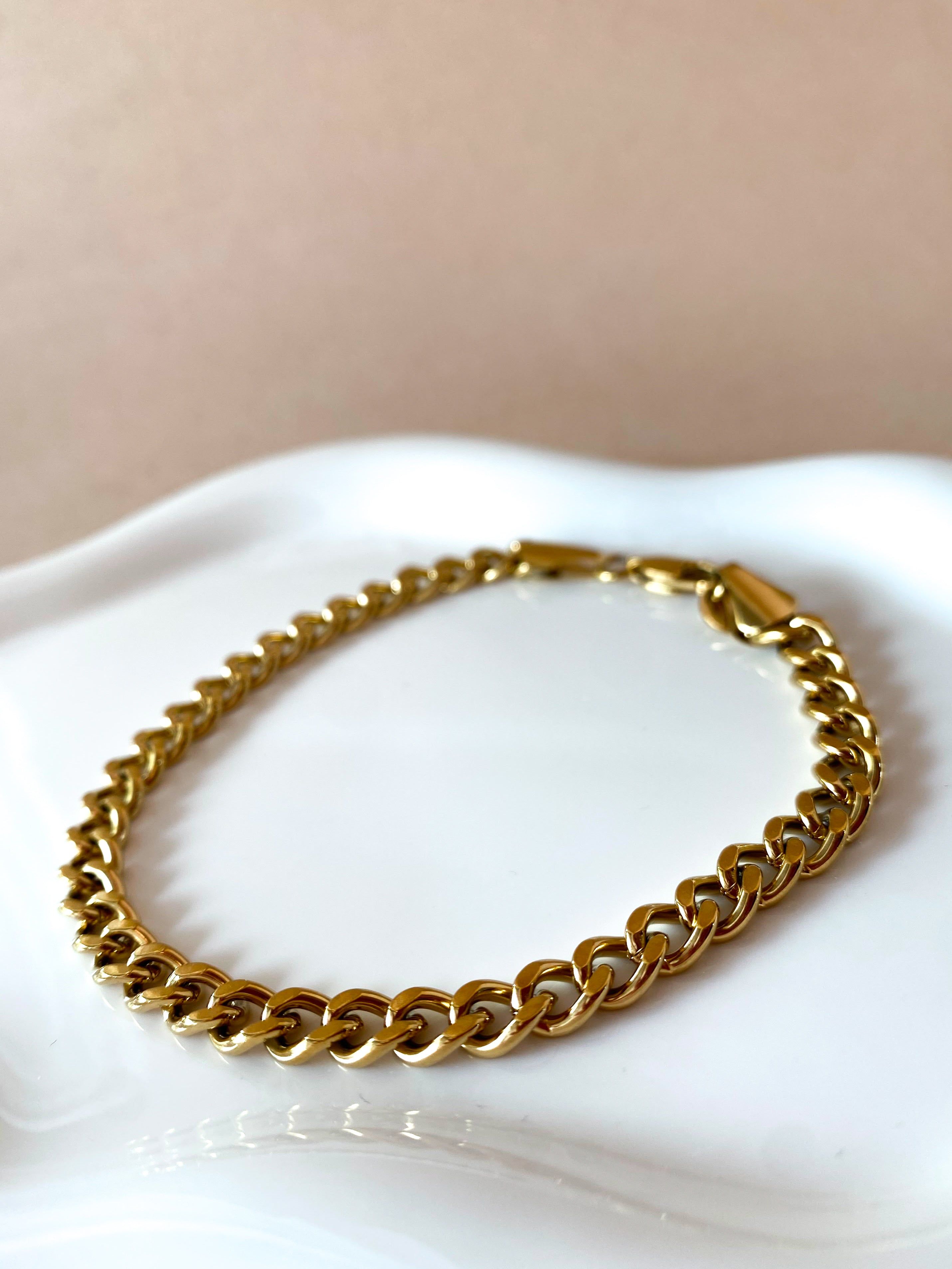 Golden Steel Medium Links Men Bracelet