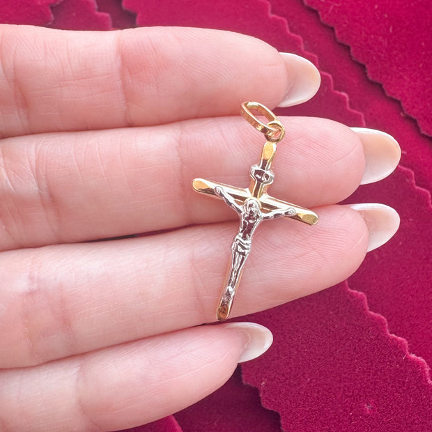 Crucifijo Bicolor en Oro 18K (750)
