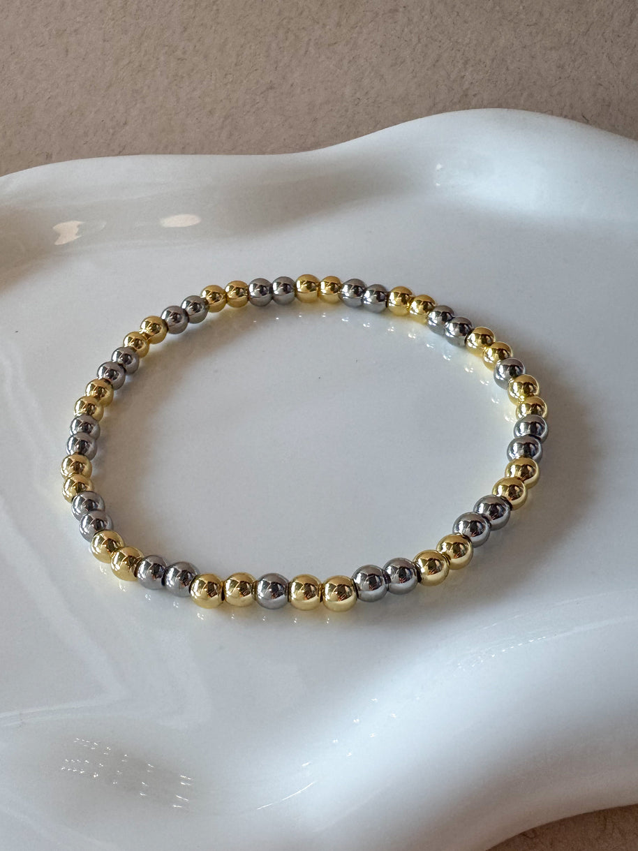 Plain 2 Gold 4mm Balls Bracelet