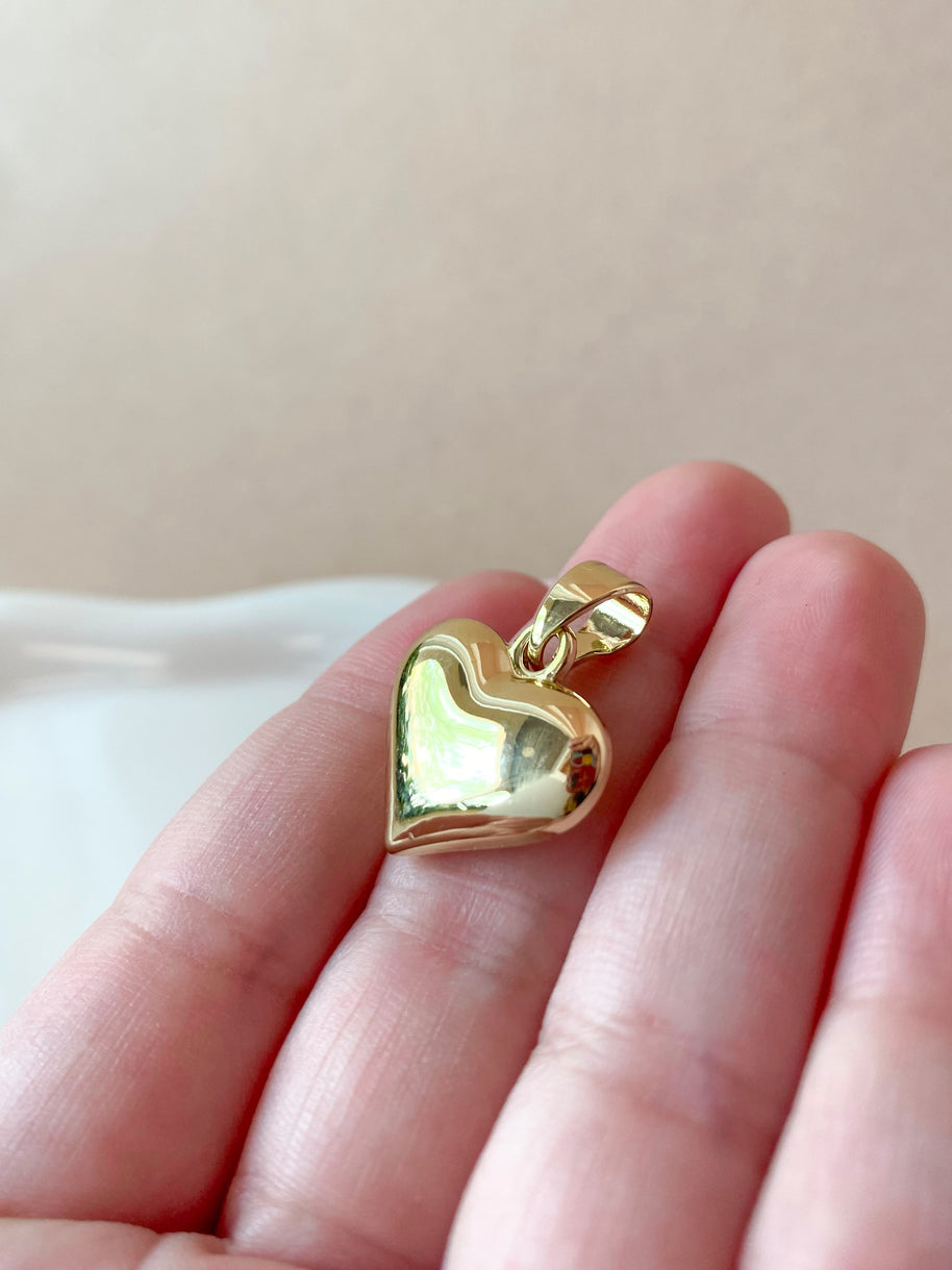 Plain Golden Heart Medium Charm