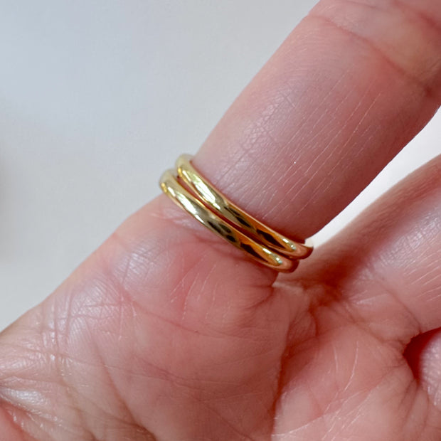 Golden and Shiny Zircon 2 Ring Set