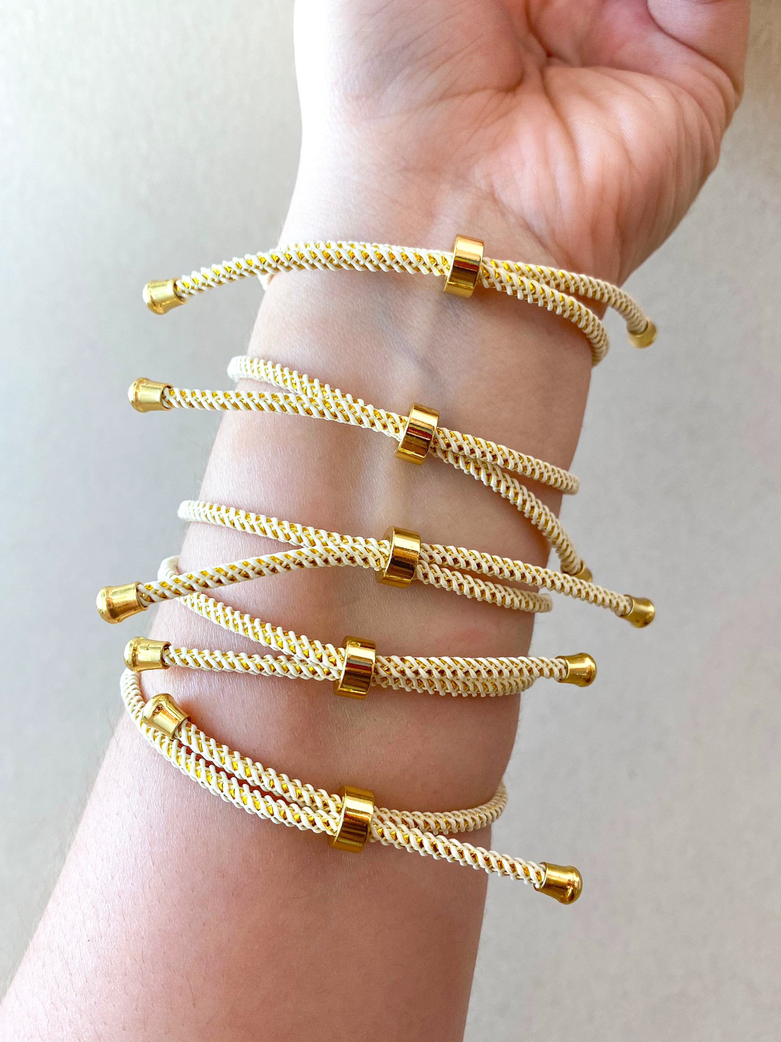 Shiny Heart Cream Adjustable Bracelet