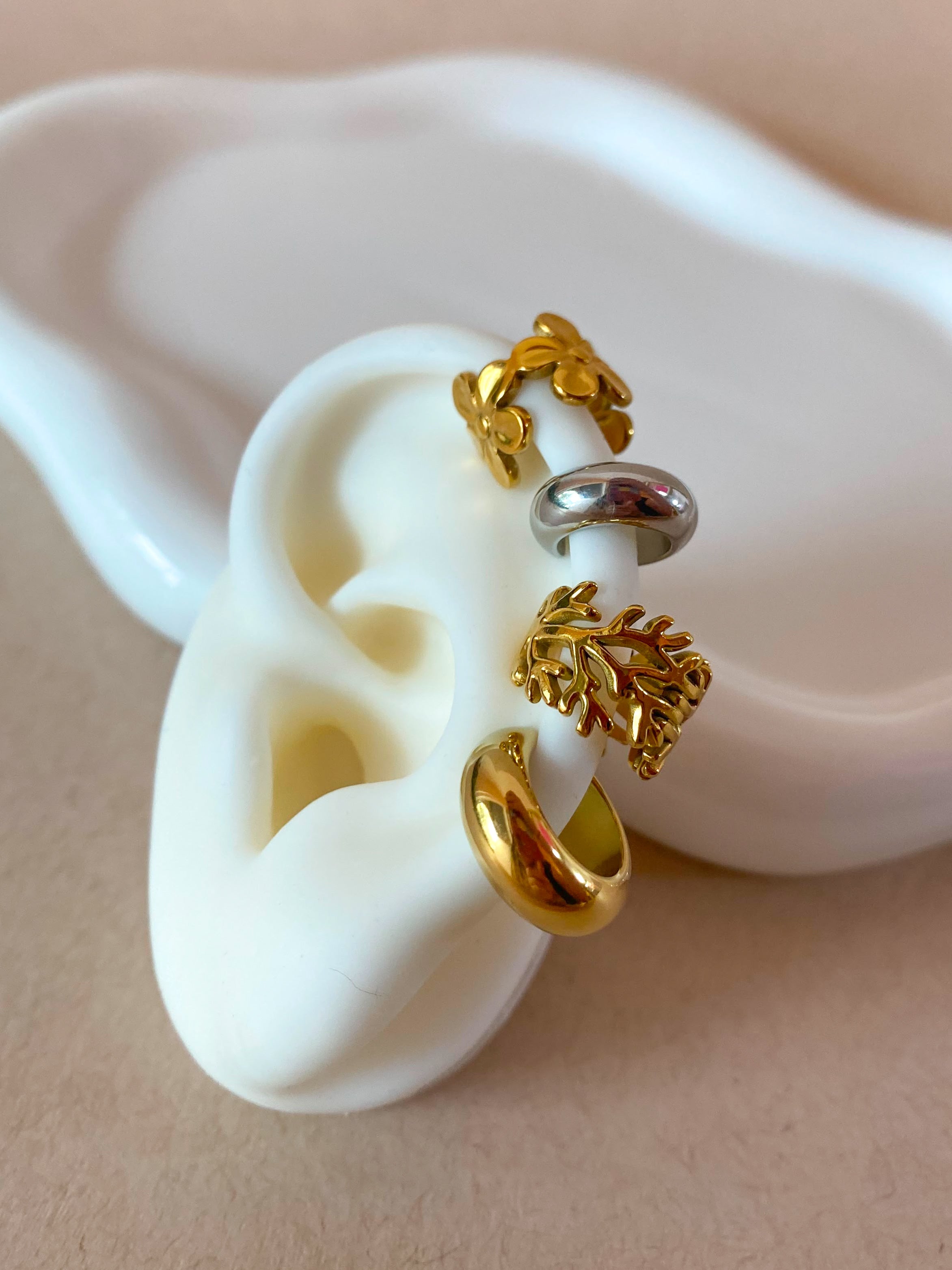 Flowers Shape Steel Style Ear Cuff