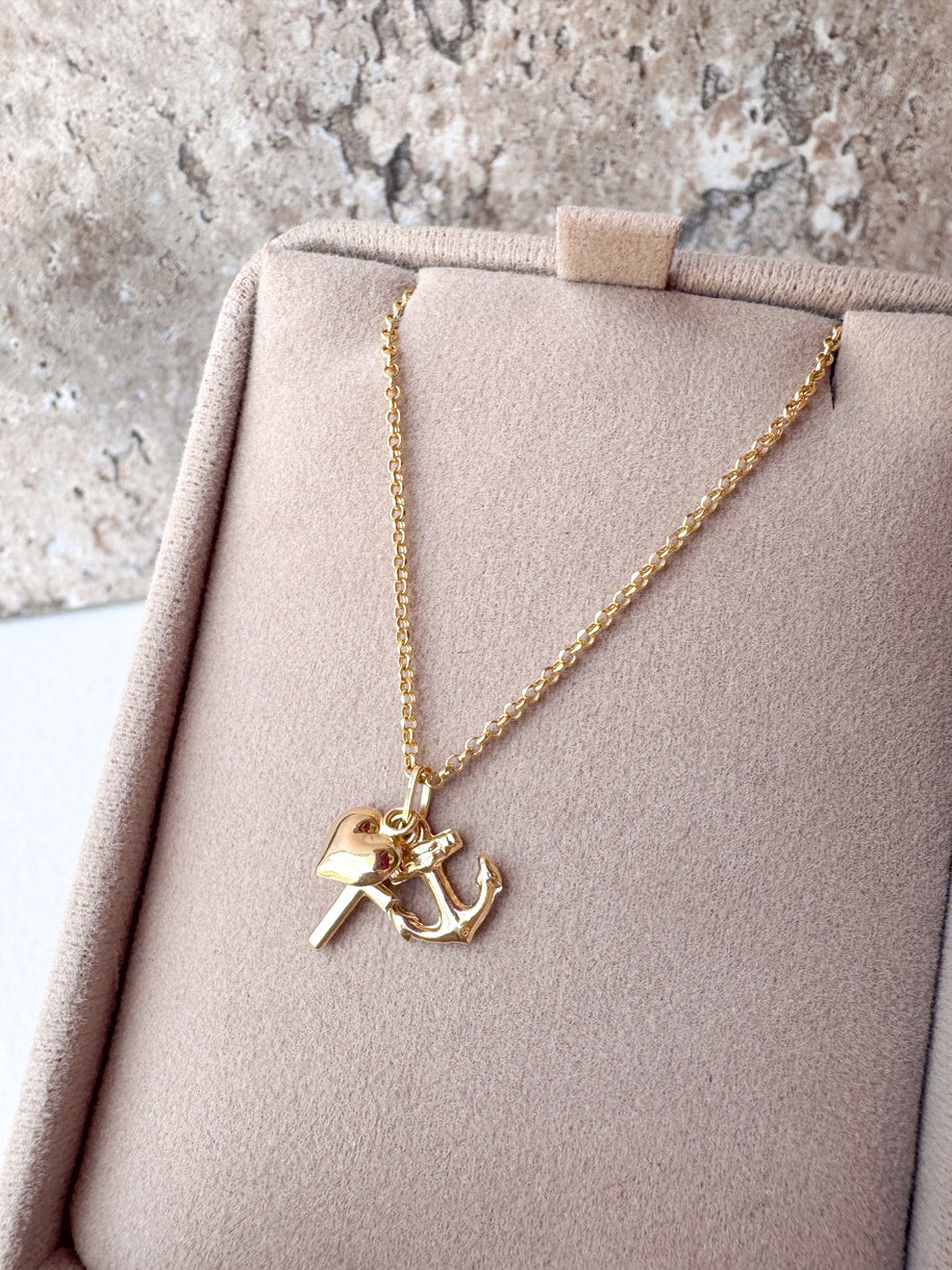 Liitle Style Rolo Chain and 3 Gracias Charm 18k Solid gold