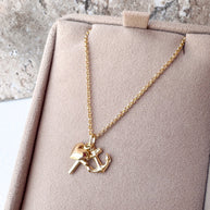 Liitle Style Rolo Chain and 3 Gracias Charm 18k Solid gold
