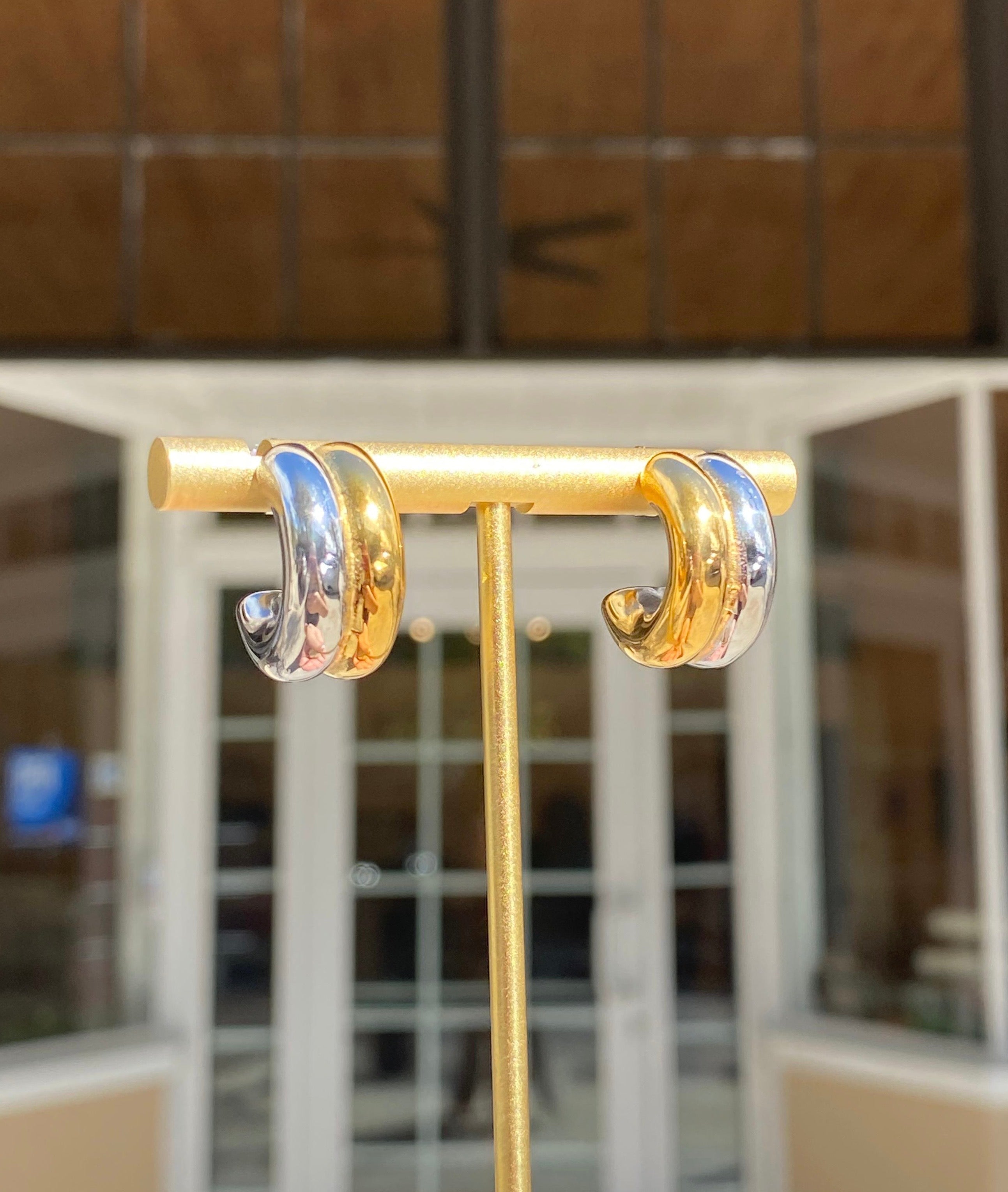 2 Gold Medium Steel Earrings