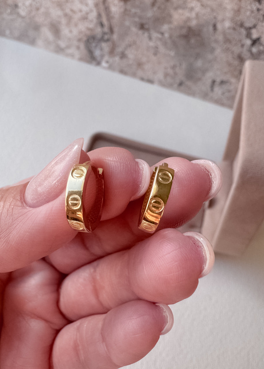 Screw 18k Solid Gold Hoops