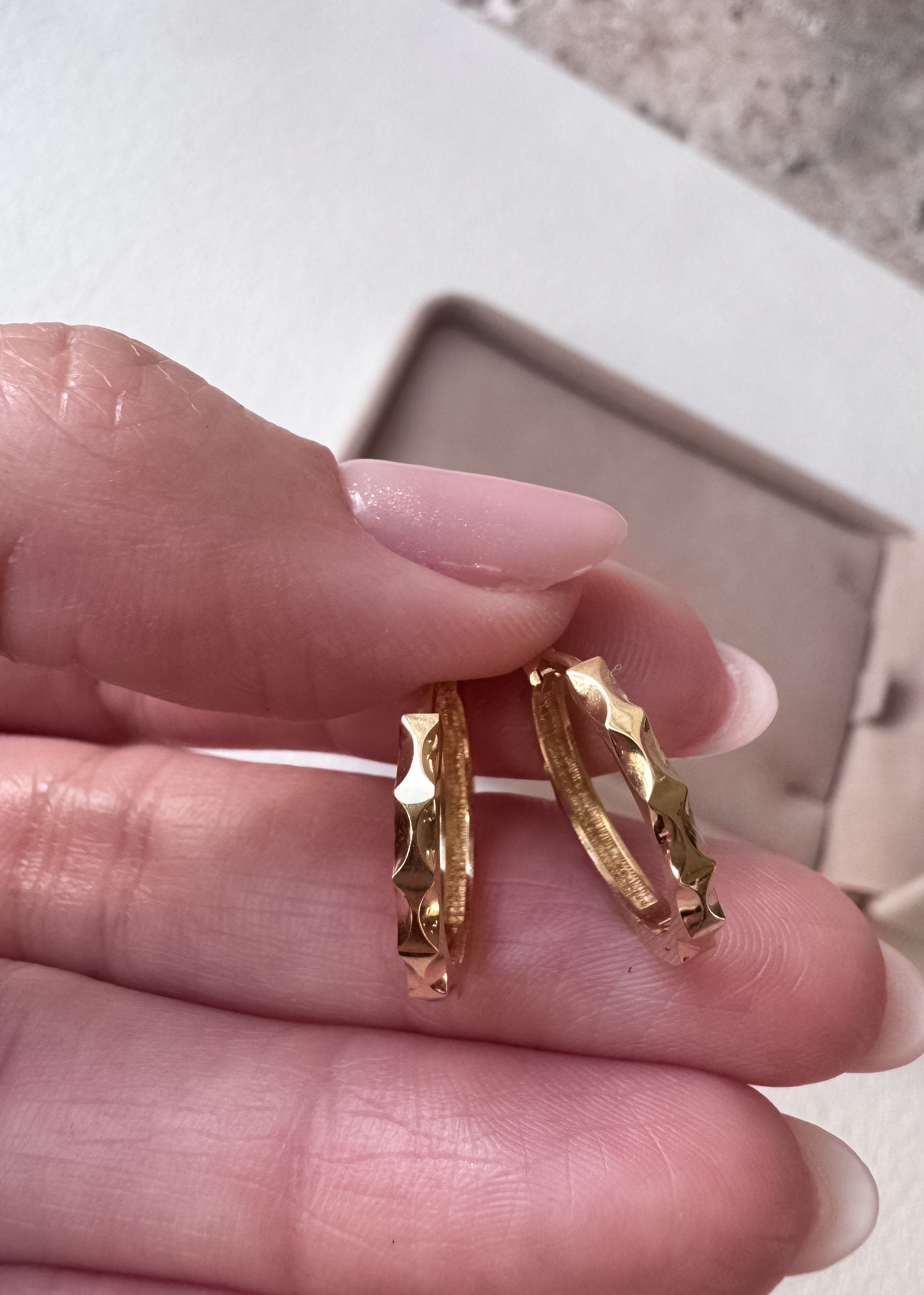Beveled Style 18k Solid Gold Hoops