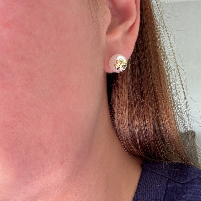 Golden Clover Pearls Earrings