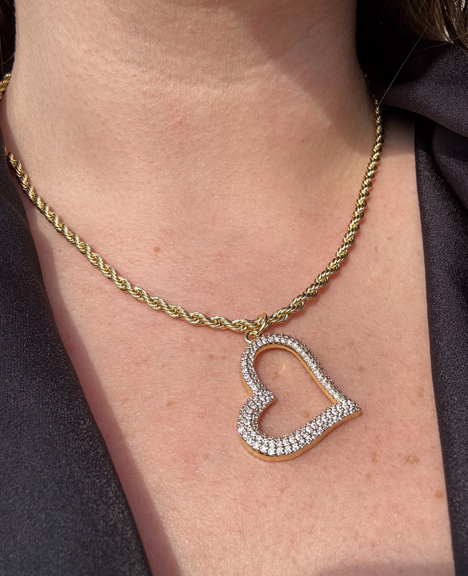 Shiny Zirconia Heart Silhouette Necklace