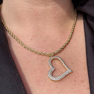 Shiny Zirconia Heart Silhouette Necklace