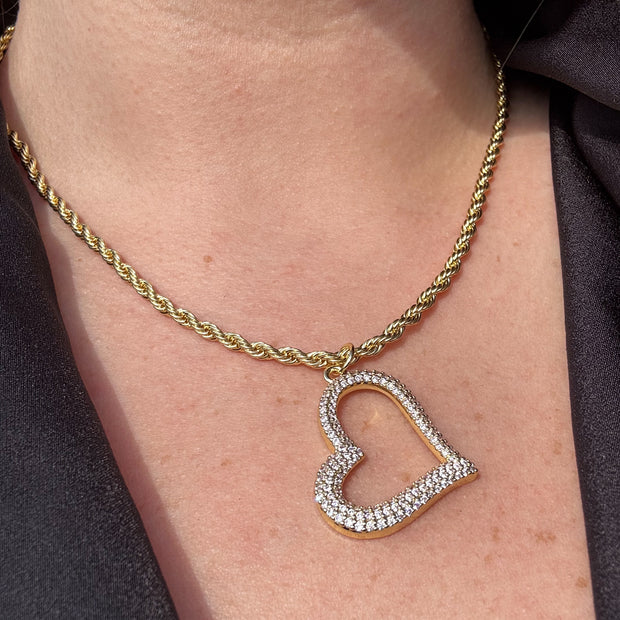 Shiny Zirconia Heart Silhouette Necklace