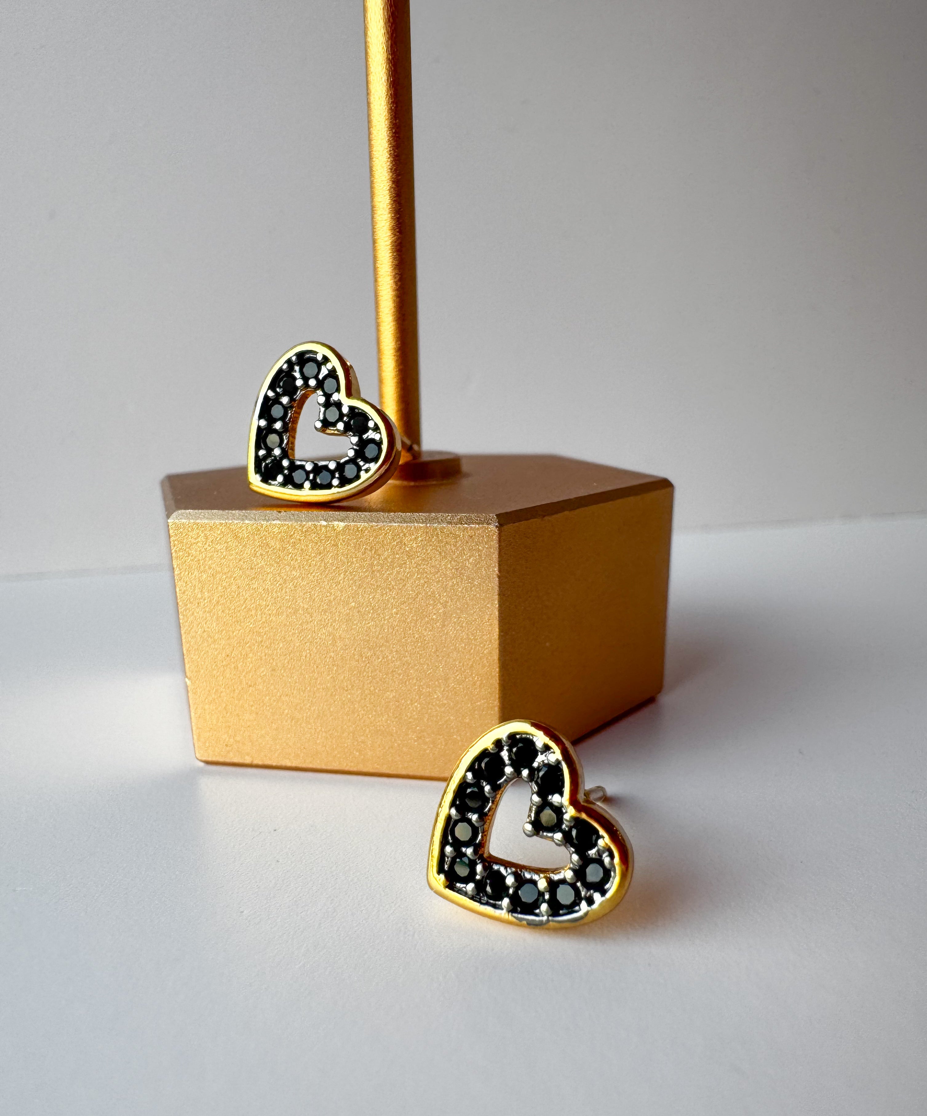 Aretes Corazon, Aretes Huesito de Perrito + Ear Cuff