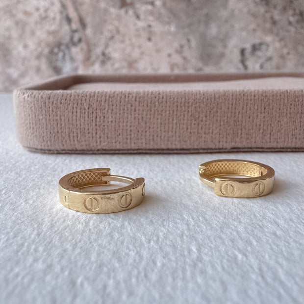 Screw 18k Solid Gold Hoops