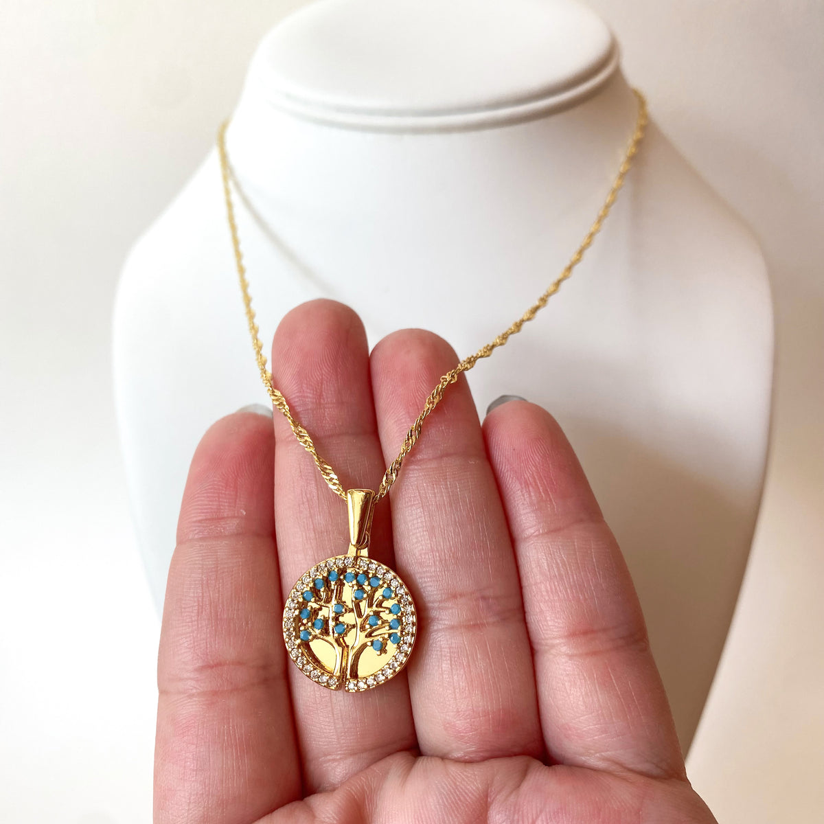 Tree of Life Blue and Shiny Open Style Necklace
