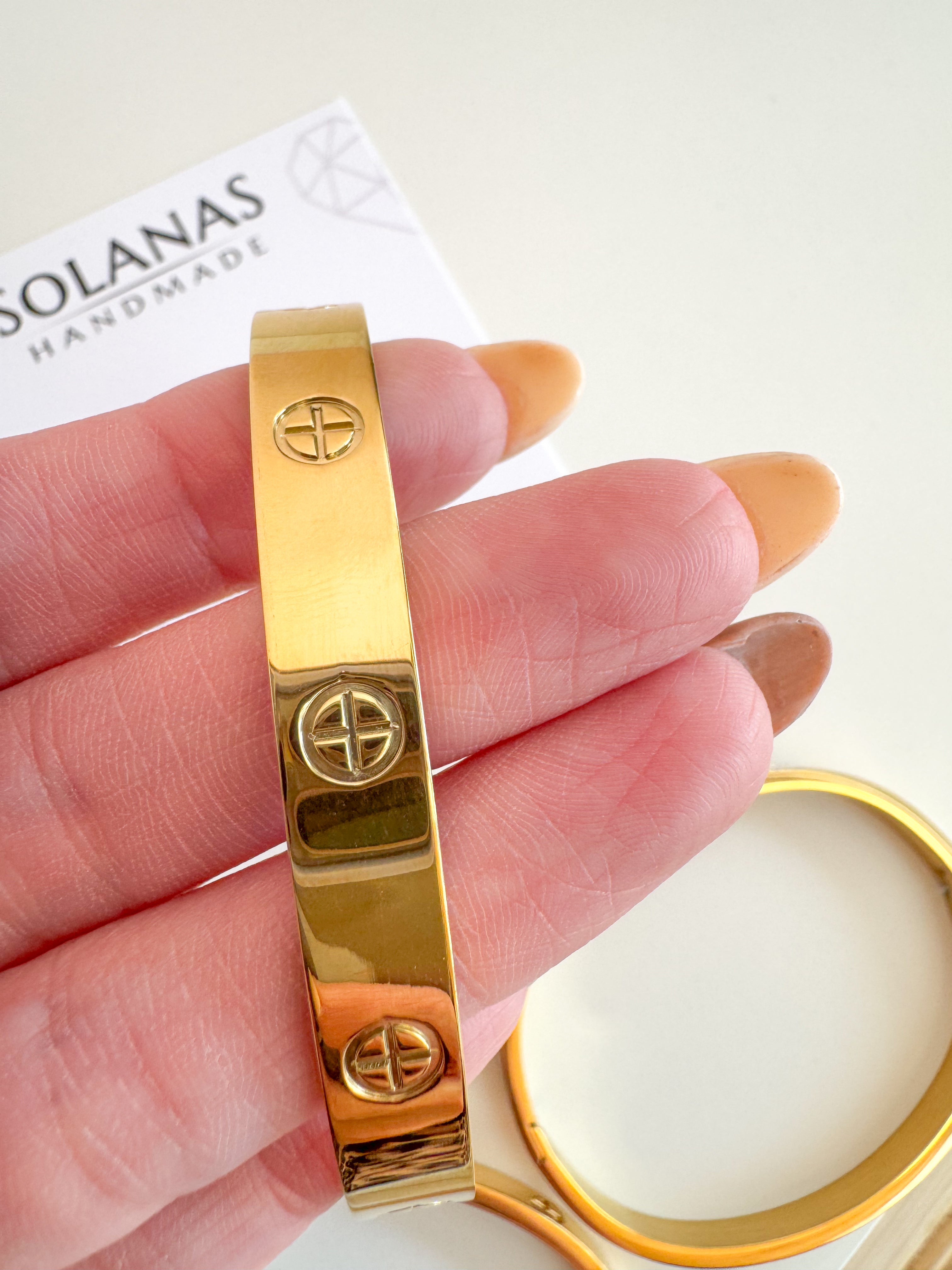 Gold Screw Bracelet 6' Inch