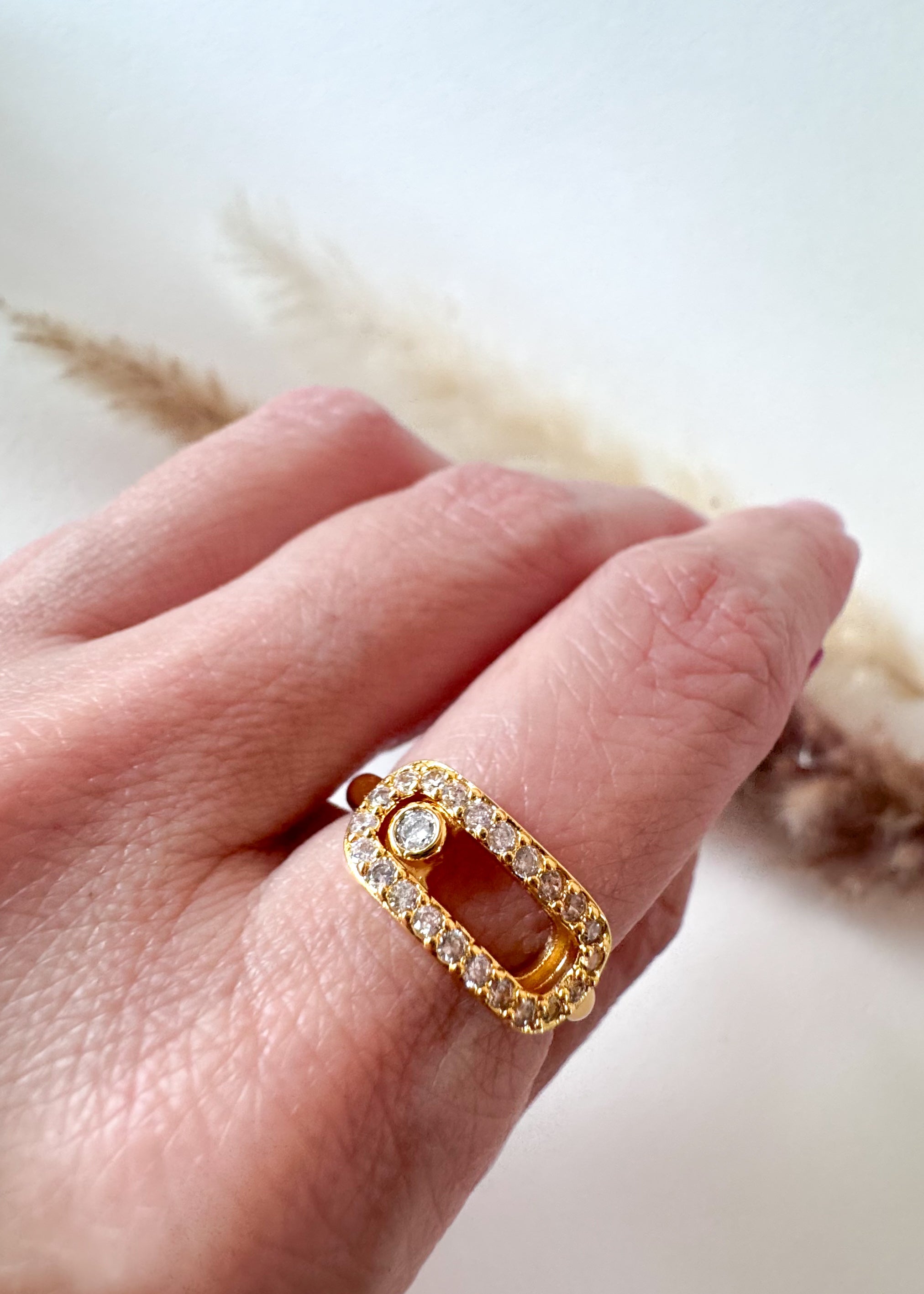 Golden Shiny Move Zircons Steel Ring