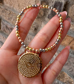Load image into Gallery viewer, Pulsera Padre Nuestro Tres Oros

