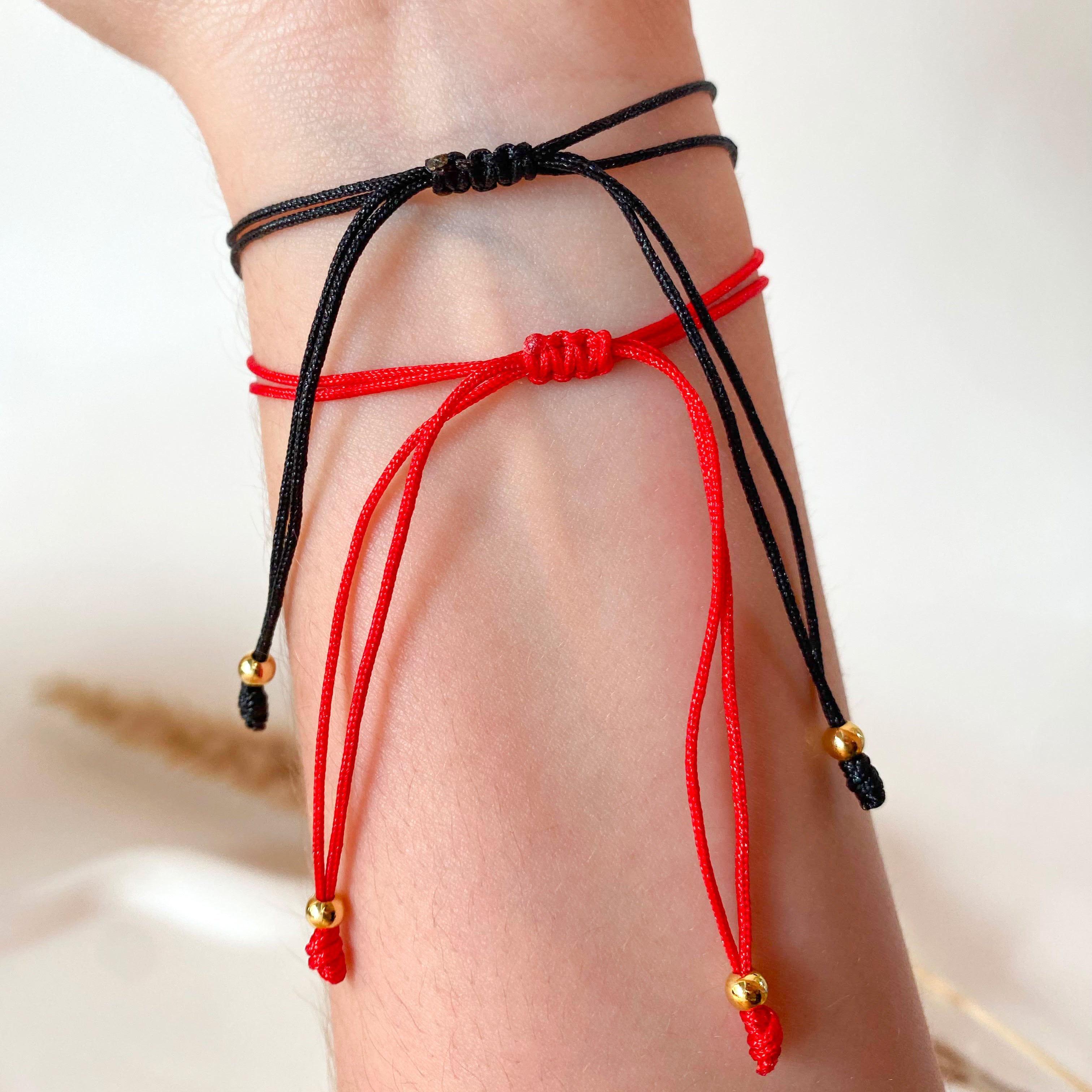 Black or Red Star Crystal Thread Bracelets