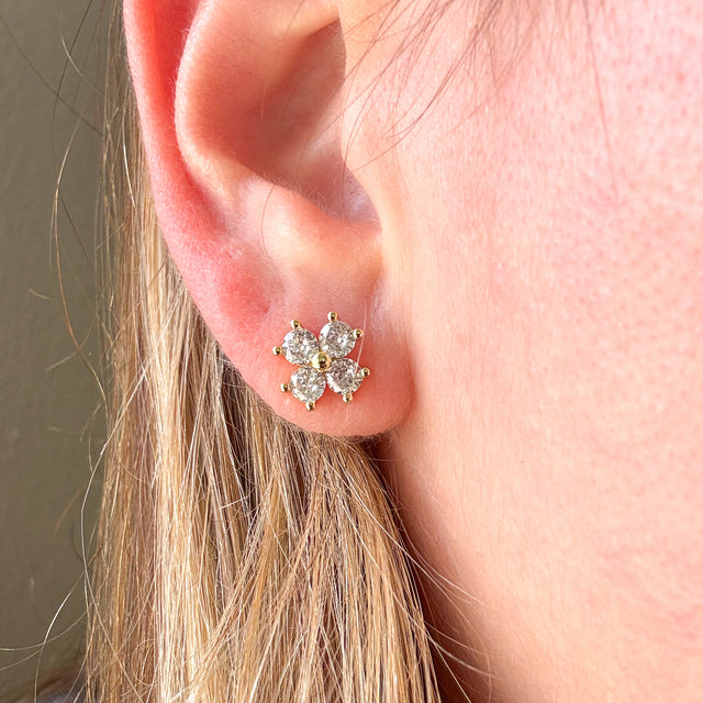 Arete Shiny Clover