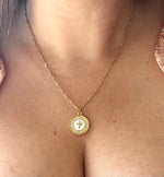 Load image into Gallery viewer, Necklace of Cross in Nacar
