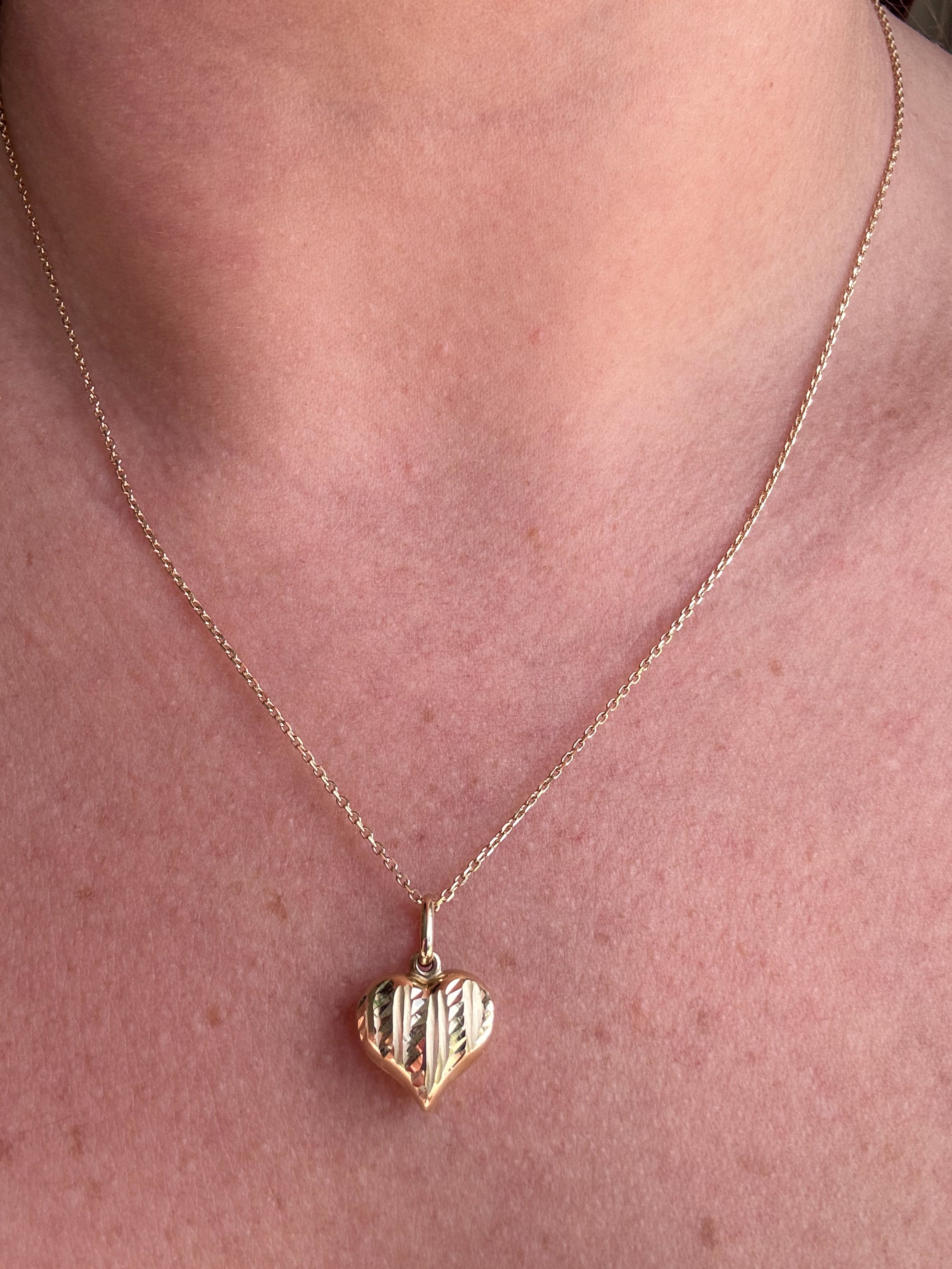 Dainty Chain 14k Solid Gold Necklace with medium heart