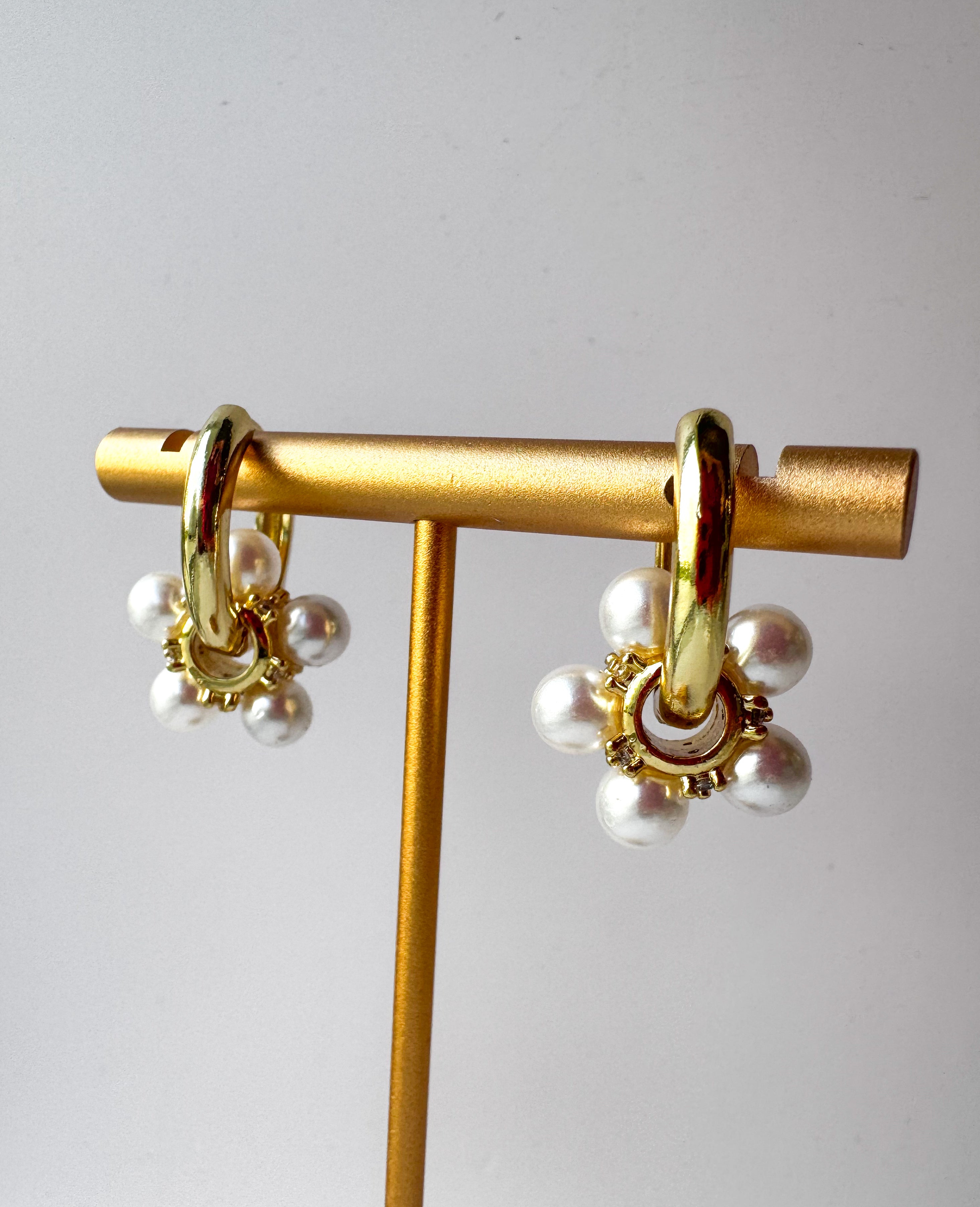 Argollas Grandes Flores de Perlitas