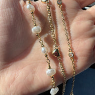Brazaletes Variados Corazon y Perlas