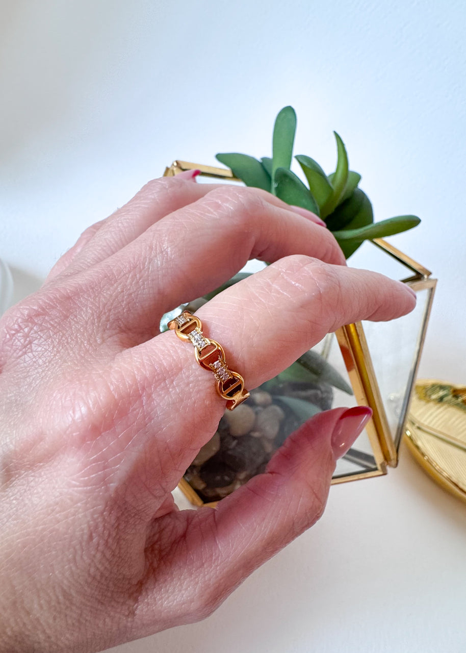 Gold and Shiny Links Style Steel Ring