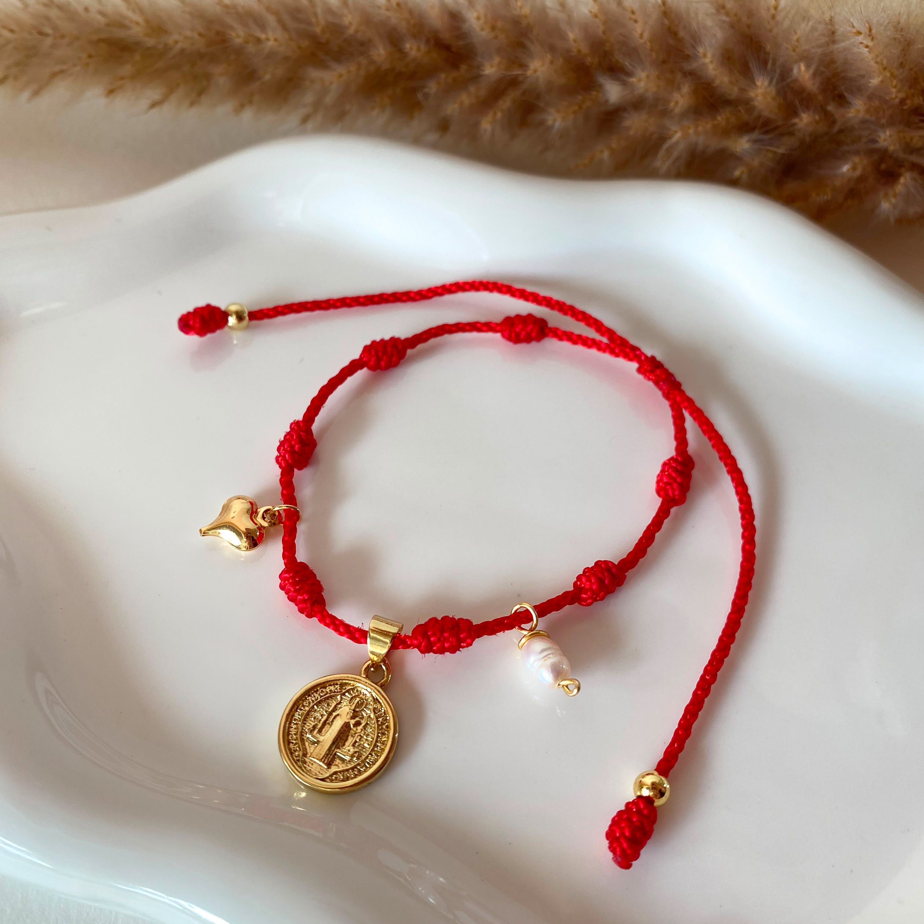 7 Knots Black or Red St Benedict Thread Bracelet