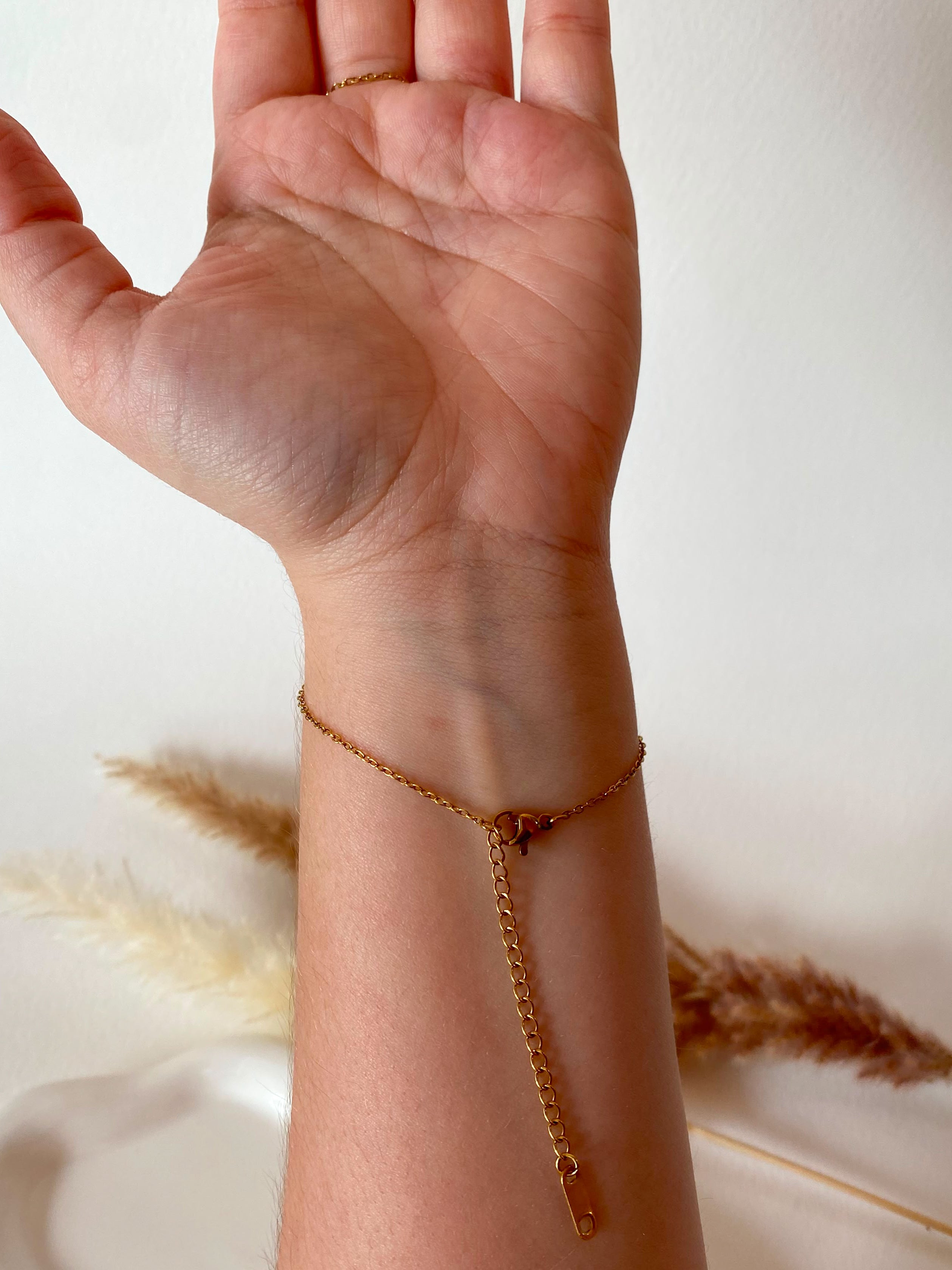 Zircon Drop Style Ring - Bracelet
