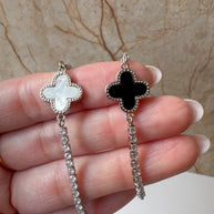 Brazaletes Ajustables Silver Clovers