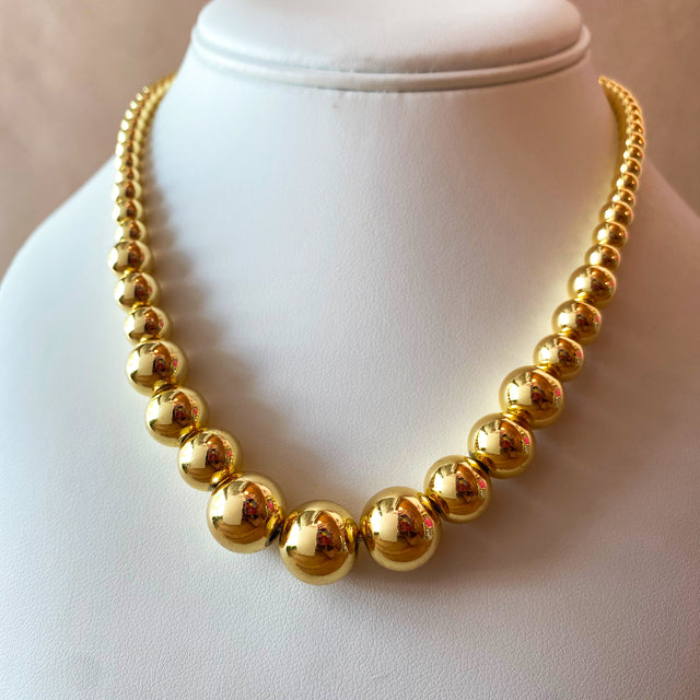 Big, Medium and Little Golden Balls Pattern Necklace
