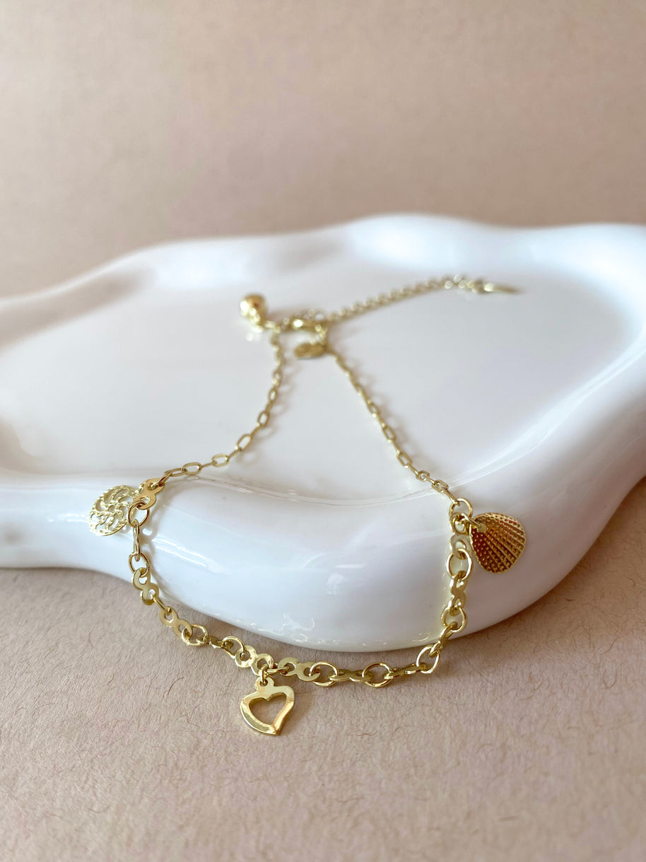 3 Charms Heart Golden Interlaced Chain Anklet