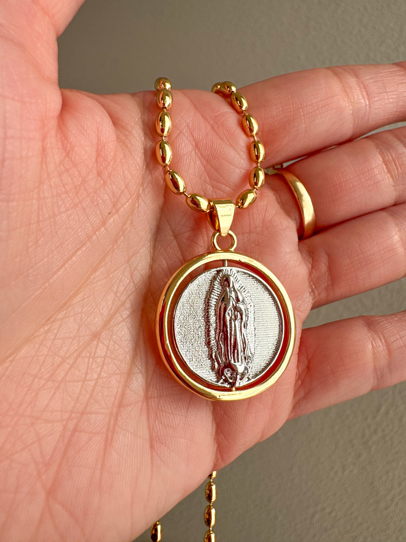 Cadena Guadalupe Silver & Gold