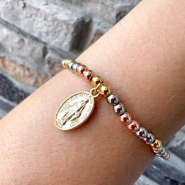 Elastic Bracelet with Virgin Charm