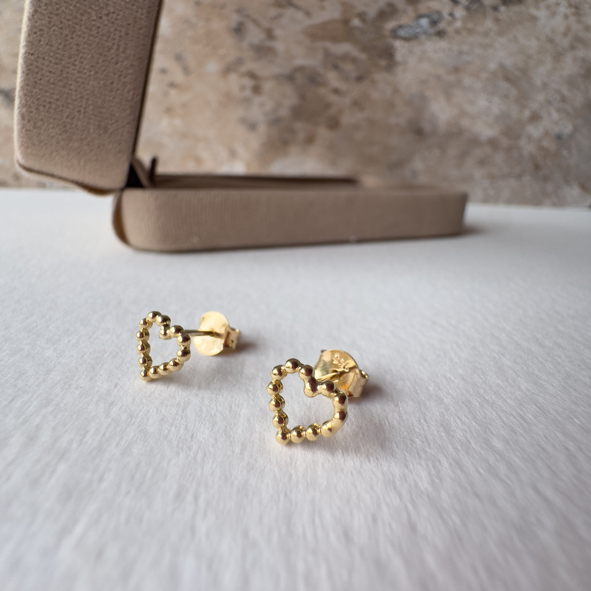 Heart Beads Stud 18k Gold Earrings
