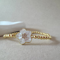 White Flowers Silver & Gold Elastic Bracelets
