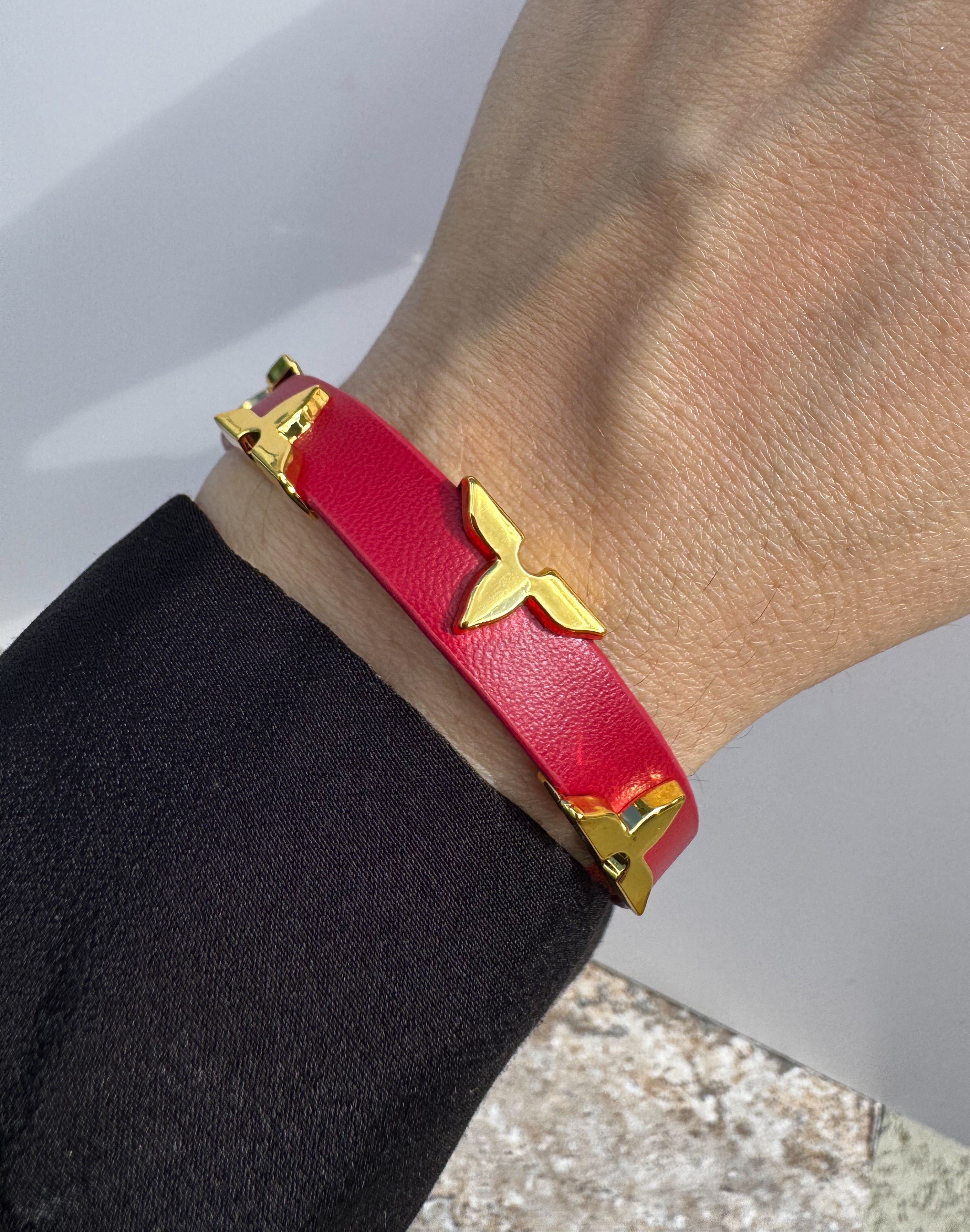 Star-Shape Leather Bracelet