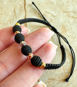 Load image into Gallery viewer, Pulsera Tejida Ajustable Balines Negros
