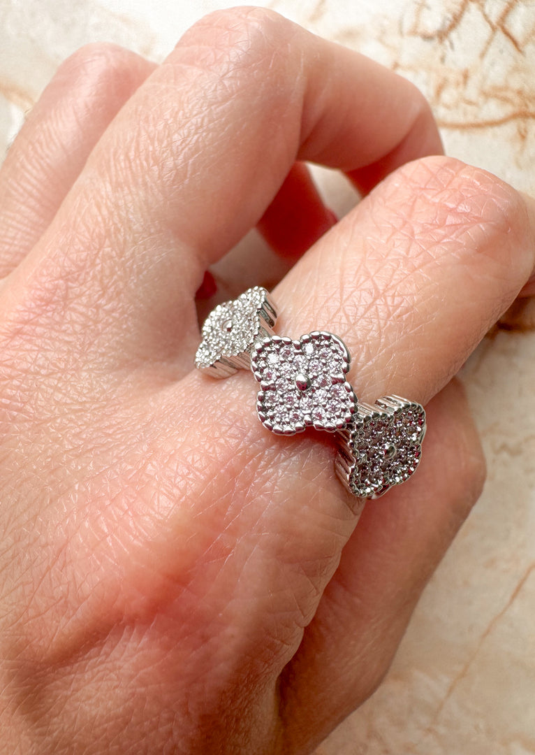 Silver Clover Pattern Ring