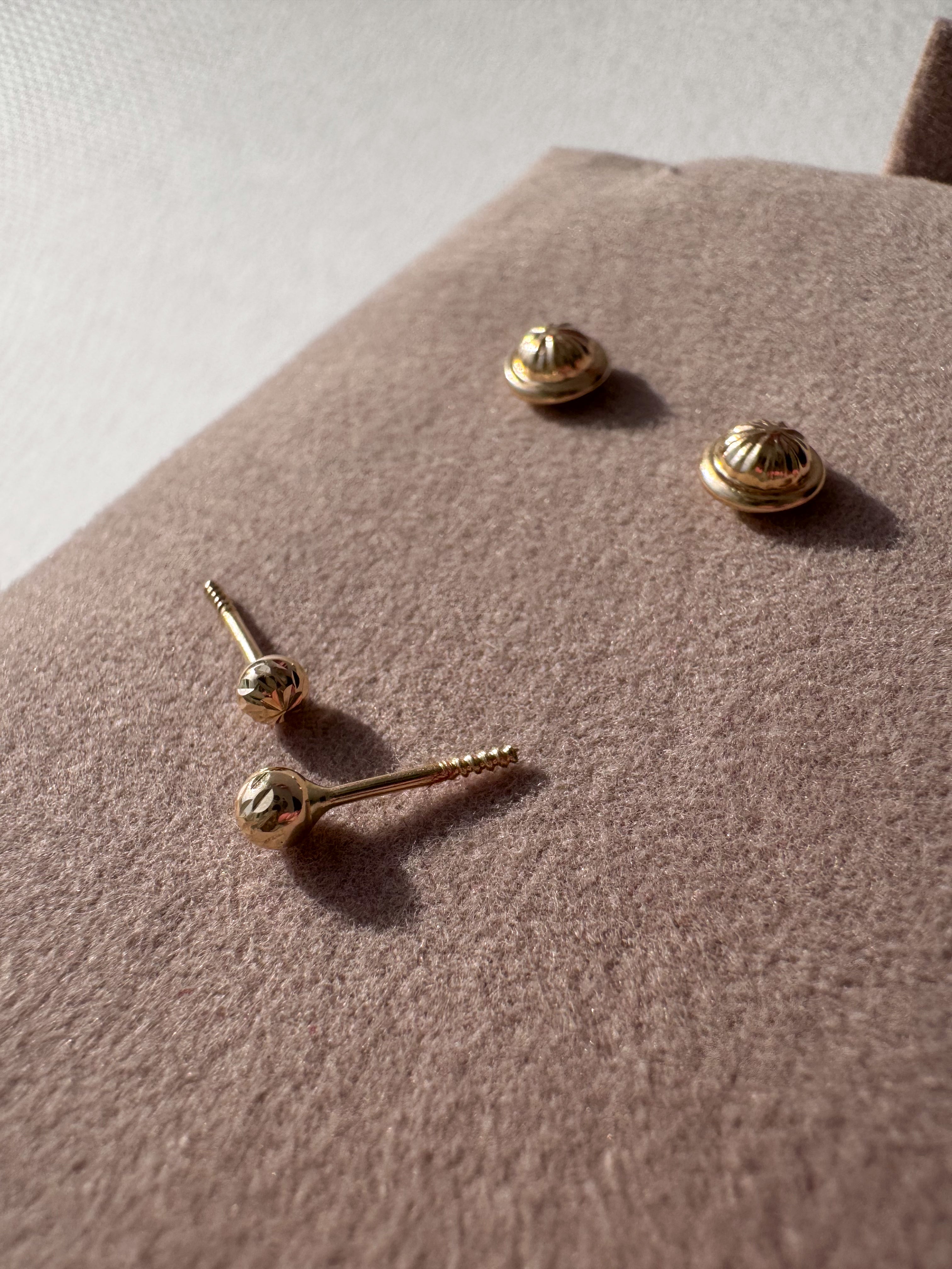 Topitos diamantados 3mm mini 18K