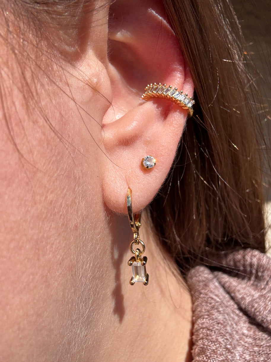 Shiny Little Zircons Ear Cuff