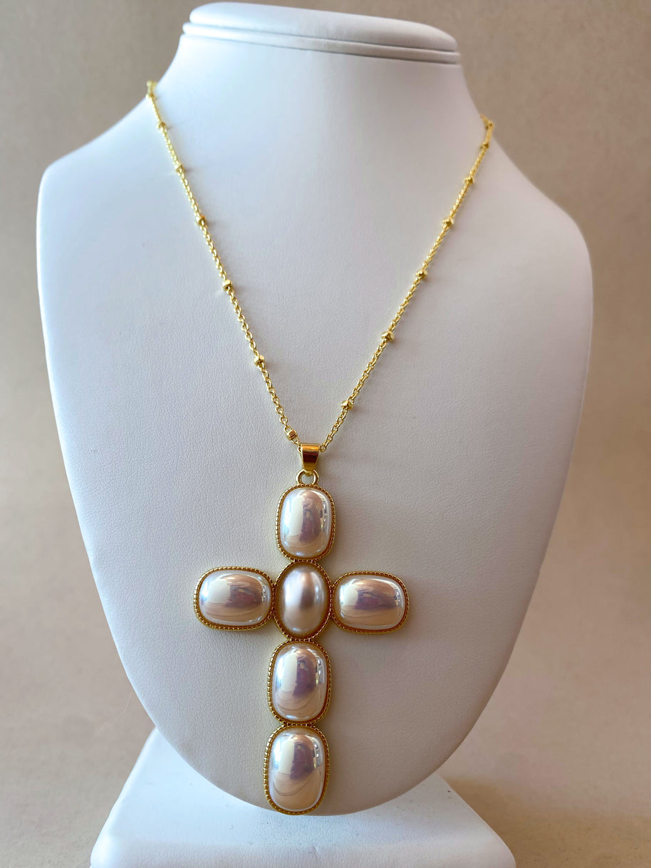 Big Pearls Cross Necklace