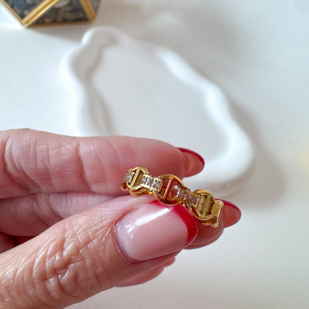 Gold and Shiny Links Style Steel Ring