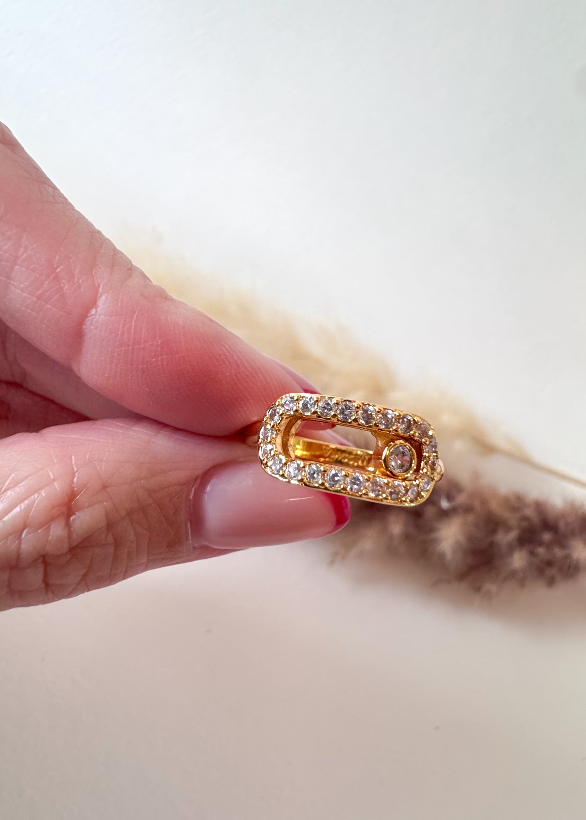 Golden Shiny Move Zircons Steel Ring