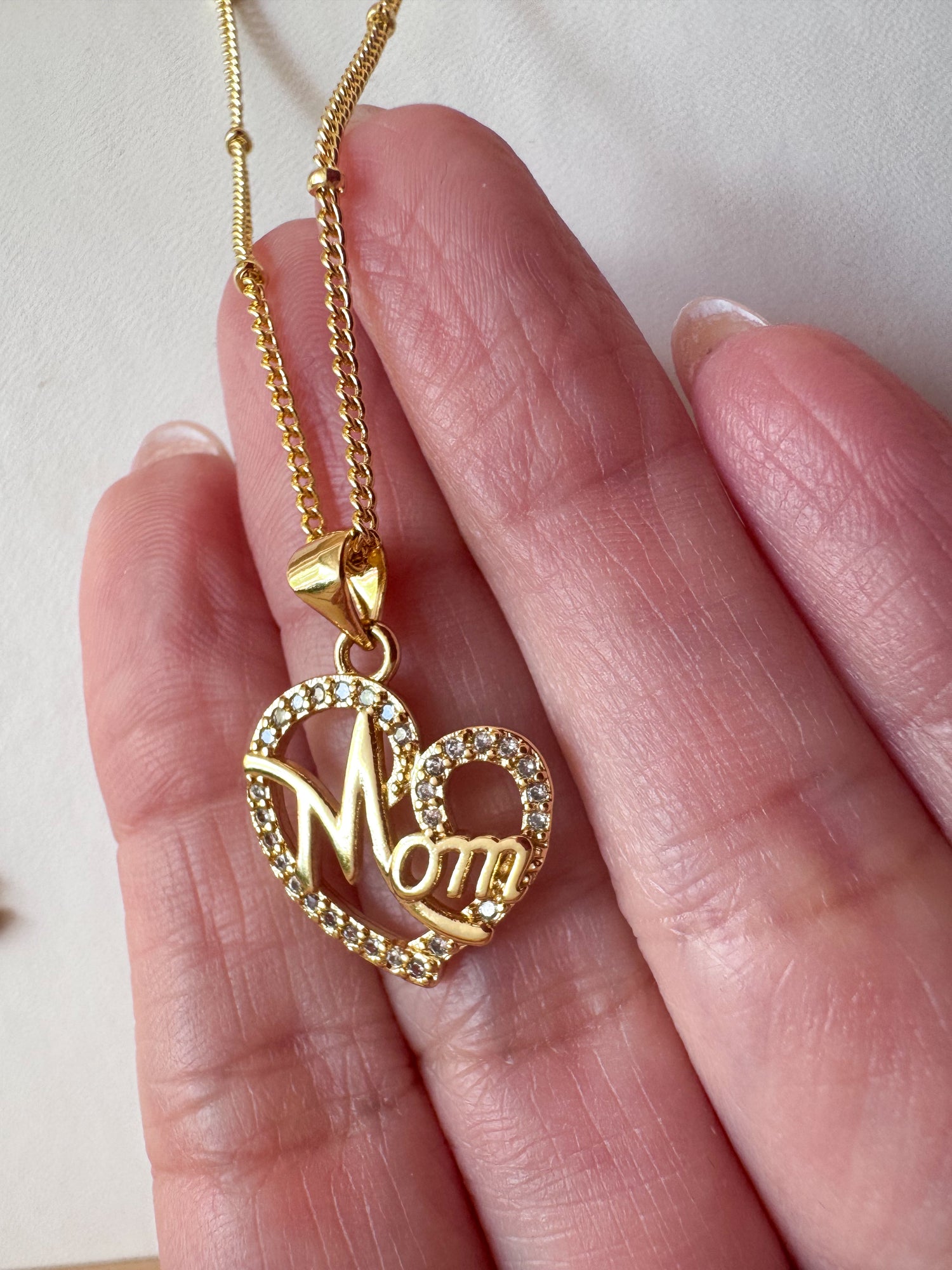 Mom Crystal Heart Shape Necklace